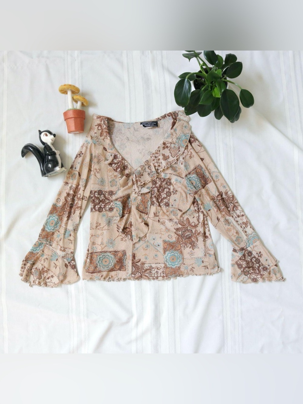 Pretty flowy boho fairy tan ruffle long sleeve blouse